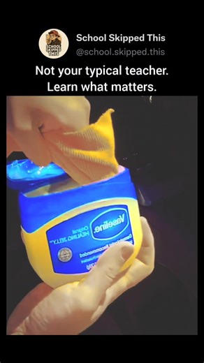 770 reactions · 28 shares | Did you like the trick? Follow me @school.skipped.this . . . . #solve #manunited #community #english #learn #carpenter #issues #tools #tricks #improvements #solution #lifehacks #tip #tips #schoolskippedthis | School Skipped This | Facebook