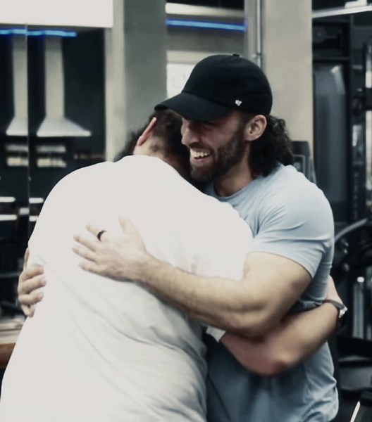 Never thought I’d ever cry to a Mr Beast video 💔 RIP COACH WALL… #mrbeastchallenge #mrbeast #fyp #foryoupage #coachwall #sad #rip