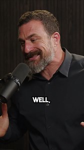 View low solar angle sunlight as soon as you can every morning Essential for the circadian rhythm and increasing daytime mood, focus, & alertness • 5 mins. if sunny, 10 mins. if overcast • Viewing through a window doesn't count • No sunglasses, eyeglasses/contacts are fine __ From our latest The full segment on why viewing low solar angle sunlight is so important: https://www.youtube.com/watch?v=GrhLT9P61Z8&t=7932s | FoundMyFitness
