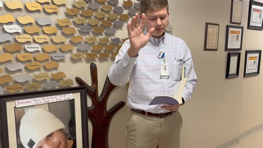 6.2K views · 77 reactions | Representatives from St. Mary’s Medical Center and Kentucky Organ Donor Affiliates held a Tree of Life memorial service on Thursday, April 11, to remember patients who donated tissue or organs in the past year. For those who have made the selfless choice to become an #organdonor, we applaud you. If you want to learn more about organ donation, please visit www.donatelife.net. #DonateLifeMonth | St. Mary's Medical Center | Facebook