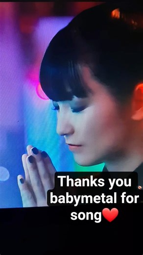 j ai decouvert babymetal🥰en 2014(avec le clip karate)les 2 premier cd et ce dvd pris a cette epoque