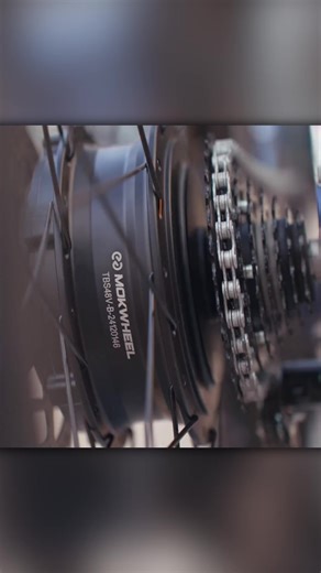 Tarmac — the ride that turns your commute into a breeze. No more traffic stress, just easy rides with effortless power. 🚴‍♀️💨 Tarmac is your perfect companion for the busy urban life. 𝐑𝐢𝐝𝐞 𝐬𝐦𝐚𝐫𝐭. 𝐑𝐢𝐝𝐞 𝐬𝐦𝐨𝐨𝐭𝐡.🌆✨ #mokwheel #ebikelife #Ebike | Mokwheel