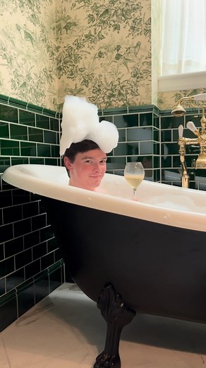 128K views · 2.1K reactions | Bubbles with bubbles I love baths and this one at @gleneaglestownhouse where I was presenting for @hendricksgin was spectacular and I didn’t want to leave (I had 4). And of course I had to be a total fool and play with the bubbles and be extremely silly, so I thought it appropriate for #silly7th so have a bath, play in the bubbles and just have fun! | Pinsent Tailoring | Facebook