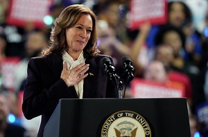 Kamala Harris coming to Houston to promote book about campaign