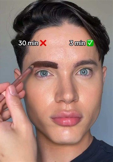 Best brow hack ?! 🤯 products used: @Garnier UK Micellar water @Benefit Cosmetics UK brow filling powder #makeup #hack #brow #makeuphacks #eyebrows