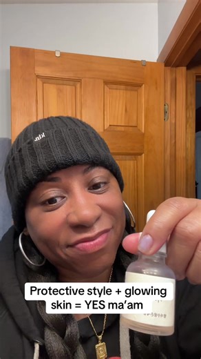 Doing hair has never been my ministry 😭✨ but these Pocahontas braids came out PERFECT thanks to my continuous mist bottle with aloe vera, the thick rubber bands that actually hold, and a little mousse hot water dip. Throw on a hat and BOOM — cute for the next couple days! Then I hit my face with that Glow Deep Serum from House of Joseon and baby… the glow followed me out the door. If you want an easy hairstyle glowing skin combo, tap that link and get into this routine! 💁🏾‍♀️🥰✨