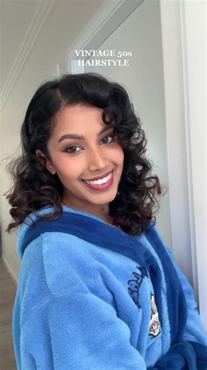 Vintage 50s Hairstyle Tutorial | Retro Hollywood Curls