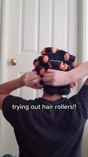 I had to trust the process bc I was brushing for a good 20 mins omg #vintage #vintagehair #vintagehairstyle #vintagehairstyles #1940s #1950s #1960s