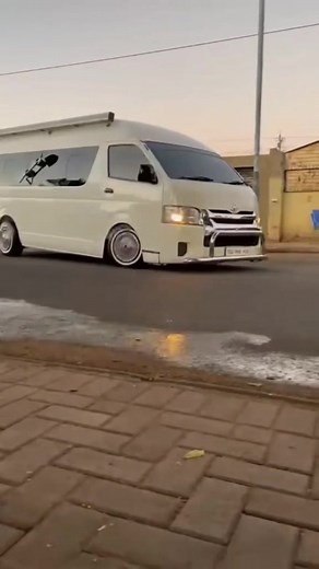 700 MMS GP Stance Quantum Taxi Videos in South Africa