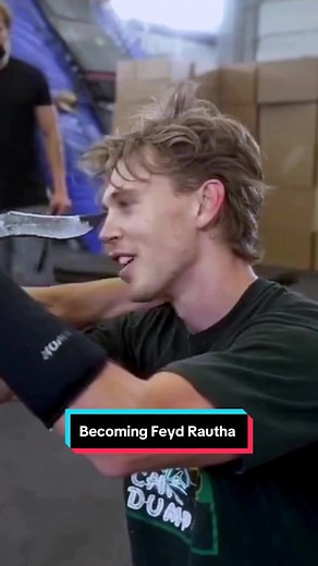 Austin Butler Feyd Rautha Training | Knife Fighting Style