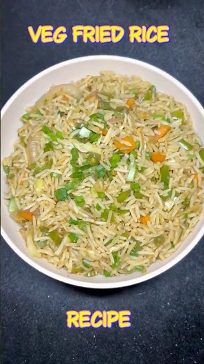 🍚 Easy 15-Minute Vegetable Fried Rice Recipe | Quick & Delicious Veg Fried Rice 🥕🌽🥬