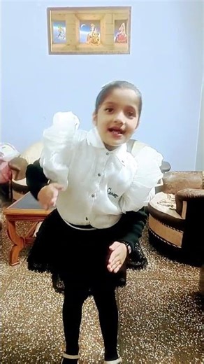 #robotic dance performance by amyra🥰😘❤️