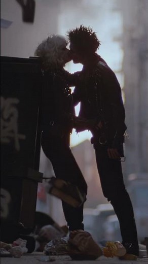 Pure 80s moments: Gary Oldman and Chloe Webb | Sid and Nancy 1986