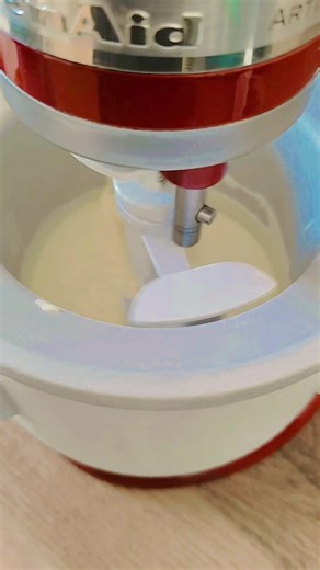 Homemade Vanilla Ice Cream Recipe with KitchenAid