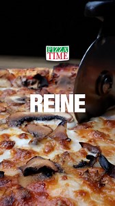 👑🍕 La Reine est servie ! Jambon, champignons, fromage fondant… la Pizza Reine de Pizza Time, c’est la classe, le goût, le kiff royal à chaque part ! Qui veut son couronnement ? 😍🔥 #PizzaReine #PizzaTime #RoyalKiff #FoodLovers | Pizza Time France