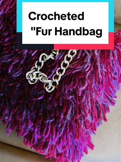 Faux-Fur Yarn Handbag Tutorial