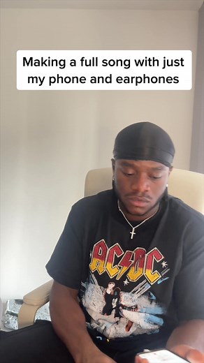 Creating Music on BandLab: A Phone-Based Track Making Experience