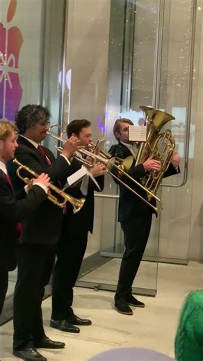 Christmas at The Grove: Quartet Music Band performs Christmas Music