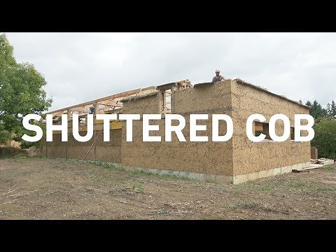 Building with raw earth - Shuttered cob
