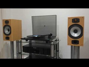 Rega Planar 2 & Monitor Audio Bronze B2 Speakers
