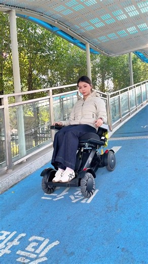 XSTO Mobility on Instagram: "Senior-friendly and ultra-intuitive: Just sit and go. Order the M4 NOW 🔗 https://bit.ly/M4mobility $200 OFF plus a FREE $59 sidebag! Only available until Jan 4. #XSTO #xstomobility #electricwheelchair #powerwheelchair #SeniorMobility #seniorlife #christmasdeals"