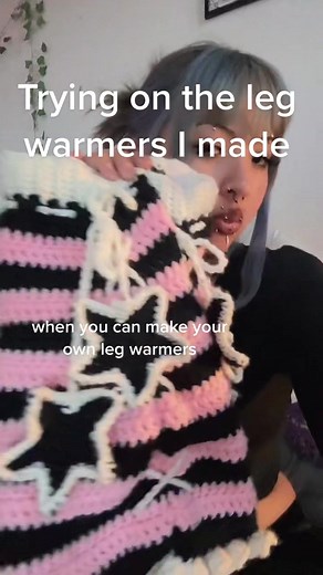 DIY Crochet Leg Warmers: Handmade Y2K Fashion Accessories