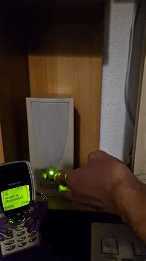 POV: It's 1:37am, you boot up the Windows XP beast and pray the PC doesn't wake the whole house 💀🖥