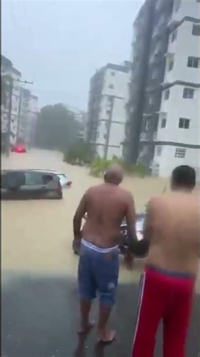 Las lluvias han inundado sectores de Santo Domingo