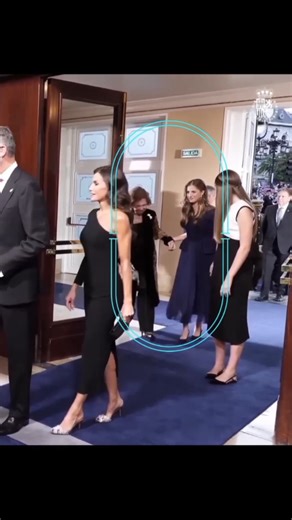 ✨“😘Princess Leonor saves falling grandma!”/royal family of Spain#takecare#leonor#grandma#soofia#new.