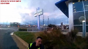 26K views · 100 reactions | CONTROVERSIAL ARREST: **WARNING, strong language and acts of force used in video.** The Tuscaloosa Police Department after this morning's press conference released body cam footage of a woman's arrest that has gone viral. FULL STORY: https://bit.ly/2L3obOP | CBS 42 | Facebook