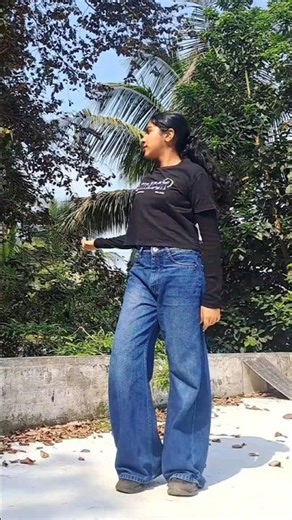 othaiyadi pathayila 💞✨️#dance #trending #othaiyadipathayila #tamil #ytshorts #shorts