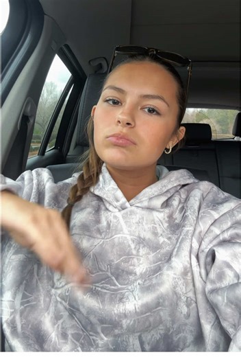 Sabrina Carpenter Lip Sync Performance Explained