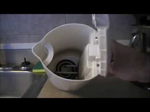 How to clean an electric kettle