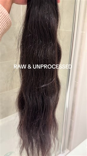 Hey ladies we have a 3 Bundle deal going on now ! Head over to our website we offer this deal on our Raw Indonesian Hair in both single drawn and double drawn 😍😍💁🏽‍♀️ #rawhairextensionsuk #hairextensions #indonesianhair #rawhairlondon