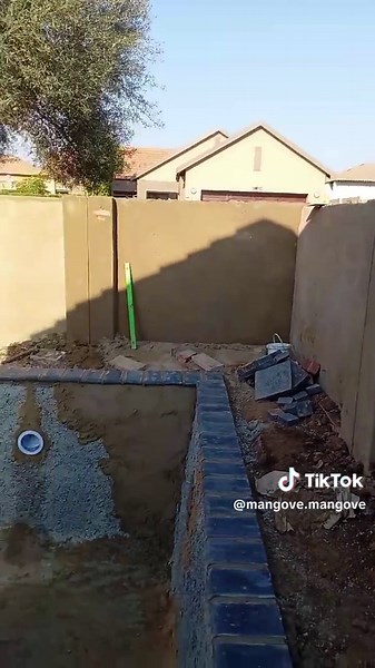 Building a Concrete Pool: Construction Site Insights