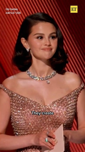 3.7M views · 10K reactions | Selena Gomez and Samuel L. Jackson are the comedic duo we didn't know we needed. 藍 #Oscars | Entertainment Tonight | Facebook