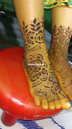 Full foot bridal mehndi design. Dulhan ki mehndi. #bridalmehndi #dulhankimehandi #mehndi