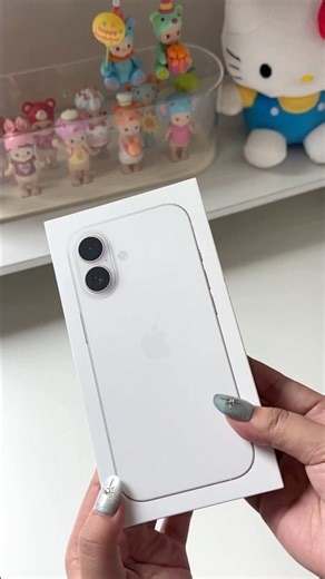 iPhone 17 White 256GB | What Makes This Color So Clean?