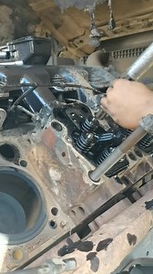 Removing the Actros engine head # #newyears #mechaniclife #reelsfb #fypシ゚viral# #fall2024 #fypシ゚ #Amazing #reels #viral #mechanicMechanic #mechanic #mechanicsteve #automotive #autos #cars #truck #excavator #trucks #car #automechanic | Hard Work