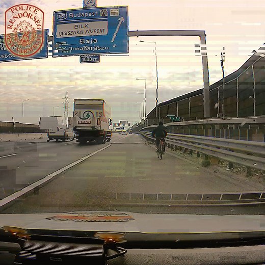 761K views · 3.7K reactions | Nem mindennapi eset az M0-án...