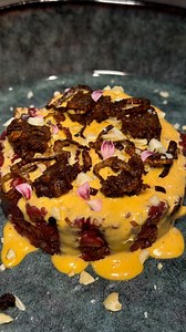 1.9M views · 10K reactions | Beef Tartare with Spicy Kimchi Mayo w Fried Rye bread, Fried Shallots and Cashew Nuts. 數 To be honest, I have never tasted better tartare! Its moderate spiciness, the rye taste from the crusty bread and the sweetness of the shallots... It’s just something that you should try!  #beeftartare #kimchimayo #beef #worldwide #chef #cashew #steaktartare | Denis Vibing | Facebook