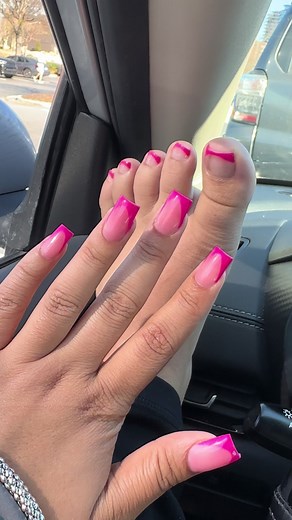 Trendy French Tips: Nail Art Inspiration