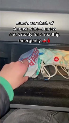 Pads or tampons during a #roadtrip ?🩸🚗 #OnMyPeriod #ItsAugust #mum #MothersDay