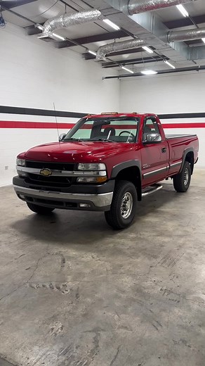 2001 Chevy Silverado 2500HD. 6.6L LB7 Duramax with 67,000 originsl miles!!! #truck #truckstuff #dealership #dealershiplife #4x4 #fourwheeldrive #enterprisemotorsports #forsale #crewcab #oneton #preemissiondiesel #fyp #chevy #ford #dodgeram #singlecab #lifted #flatbed #LB7 #lb7duramax