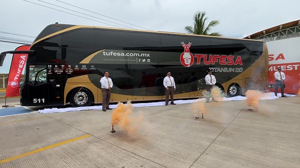 Nuevo Autobús Tufesa Titanium en Ruta Guadalajara-Tijuana
