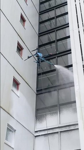 Using Drones to Clean Residential Buildings 🧼 🏢 DJI Matrice 400 in Action 🎬 @ktvworkingdrone