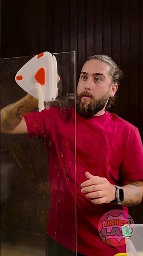 This window cleaning gadget is genius 🤯🪟