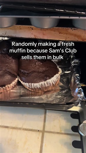 Sam’s Club Muffin Hack: Bake Bulk Frozen Muffins Without a Jumbo Pan