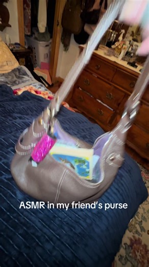 Plz ignore my hairdye stained nails smh #lofiasmr #asmr #asmrvideo #asmrtiktoks #lowqualityasmr #asmrsounds #sleepyasmr #randomasmr #asmrforsleep #asmrcompilation