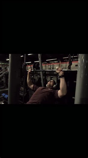 Sebastián Alfaro on Instagram: "Decidís… o dejás que otros decidan por vos #desarrollopersonal #gym #motivacional #mentalidad #disciplina"